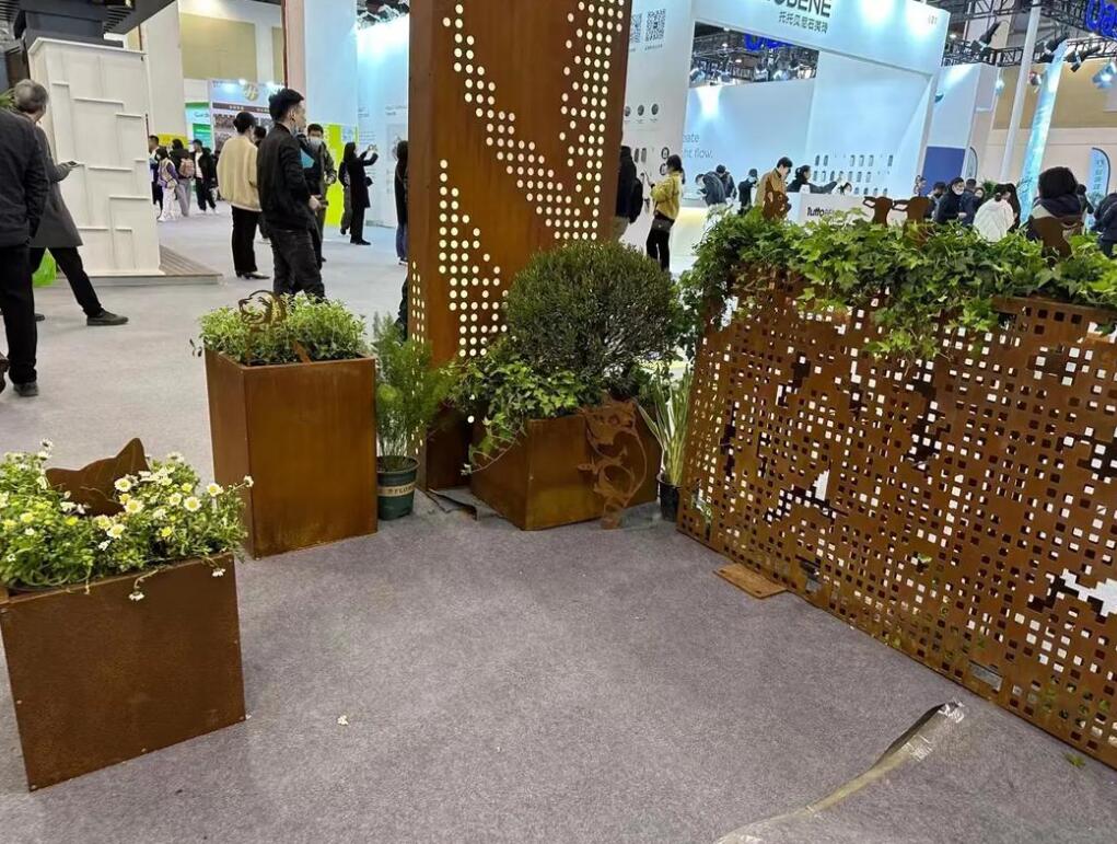 日土耐候钢花箱